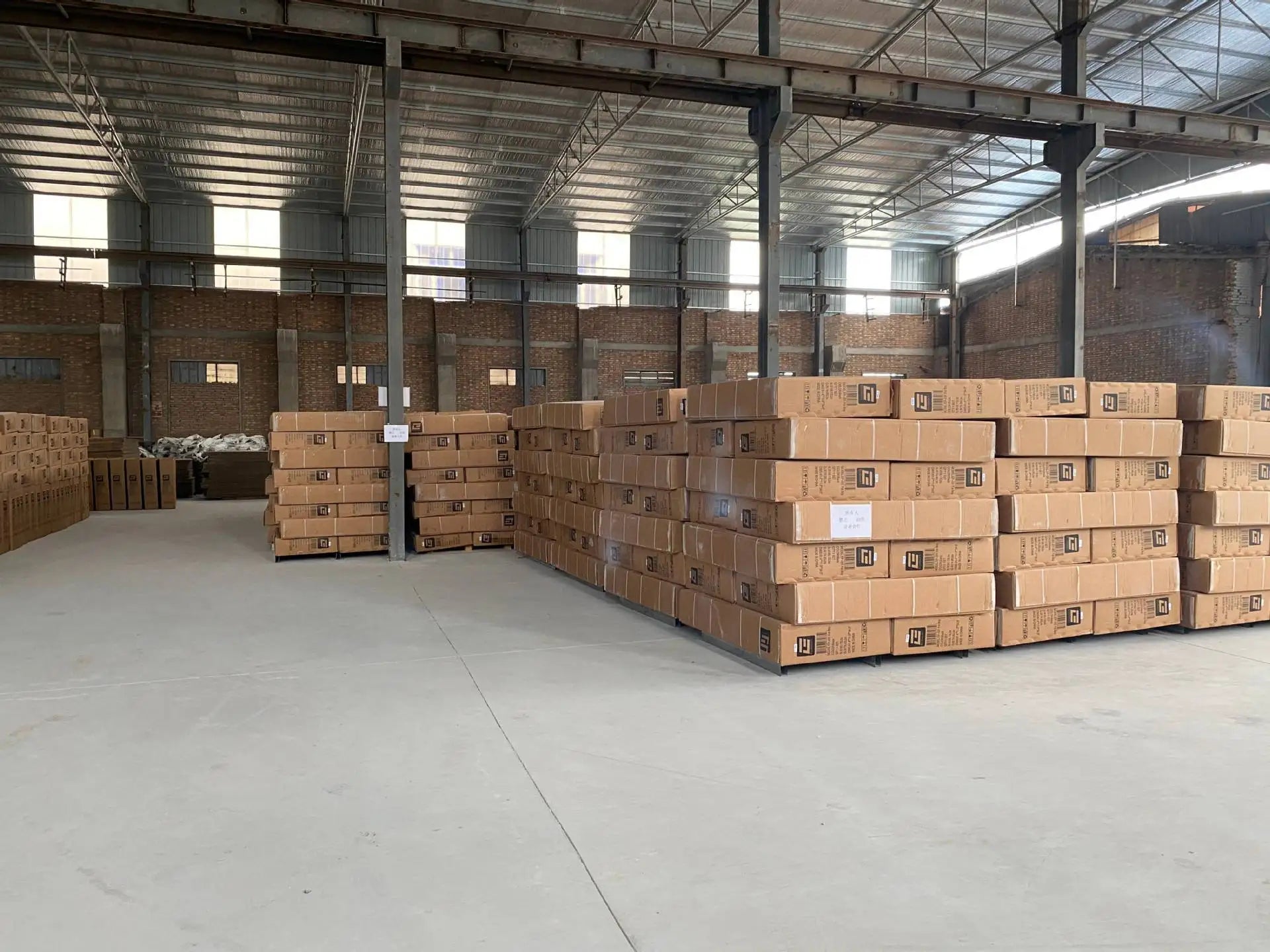 Vive Pro Eye Professional VR Glasses Base Station Set 5K VR Headset with 90/120 Hz Refresh Rate and 120 Degree FOV PC VR