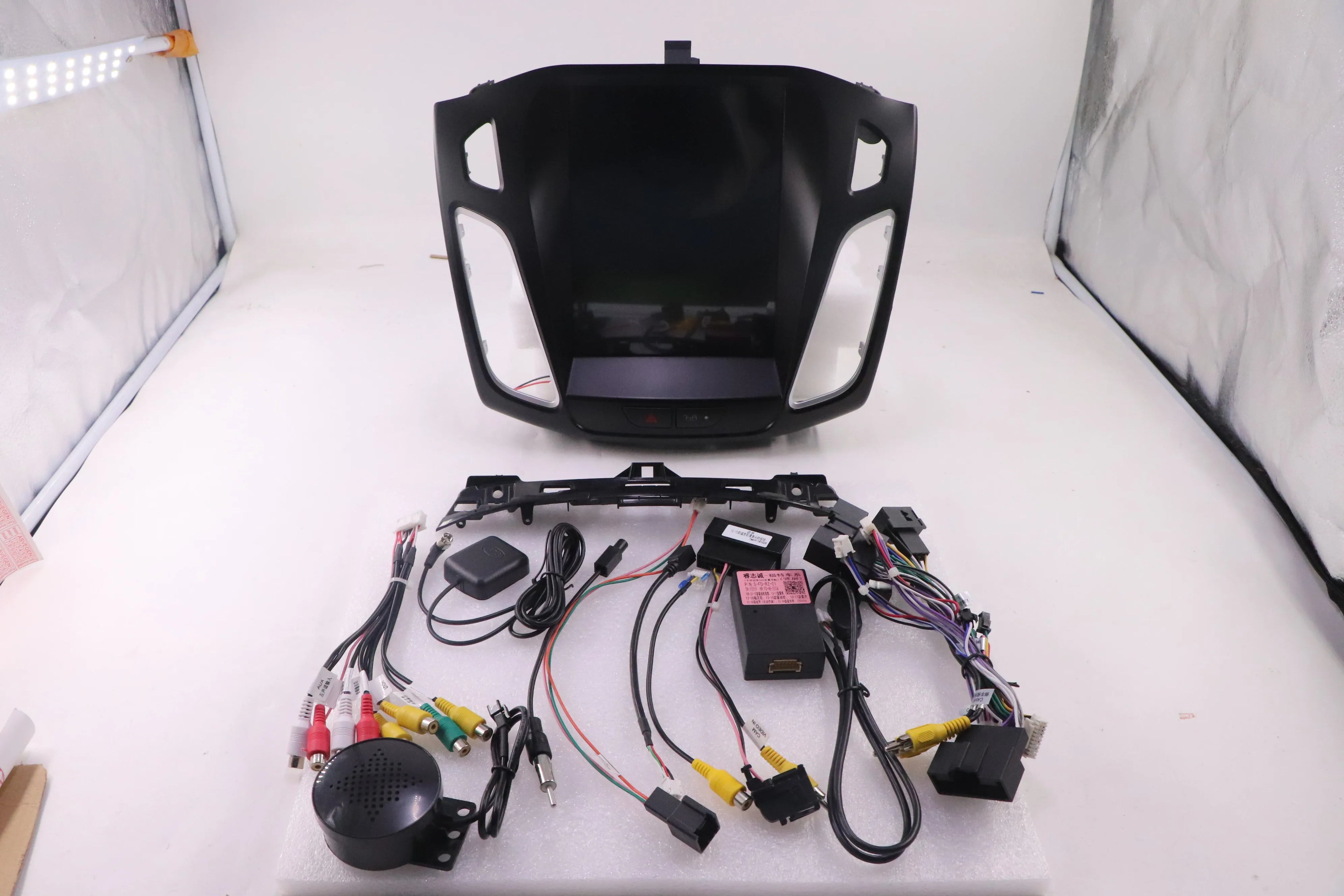 Factory  Car Screen 10.4inch Touch Screen Car Video Player for Ford Focus 2012-2015 Car DVD Player