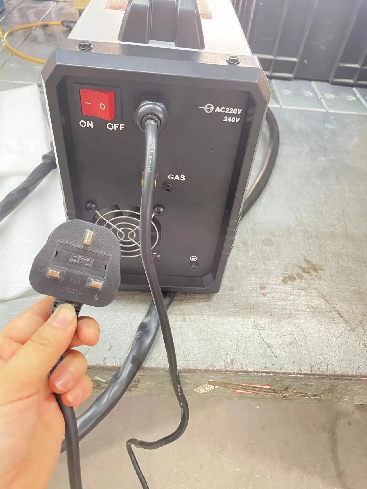 Lingba Competitive Price 5 in 1 Tig Mig Mma Welder Poste a Souder Inverter Mig Welding Plant 160C