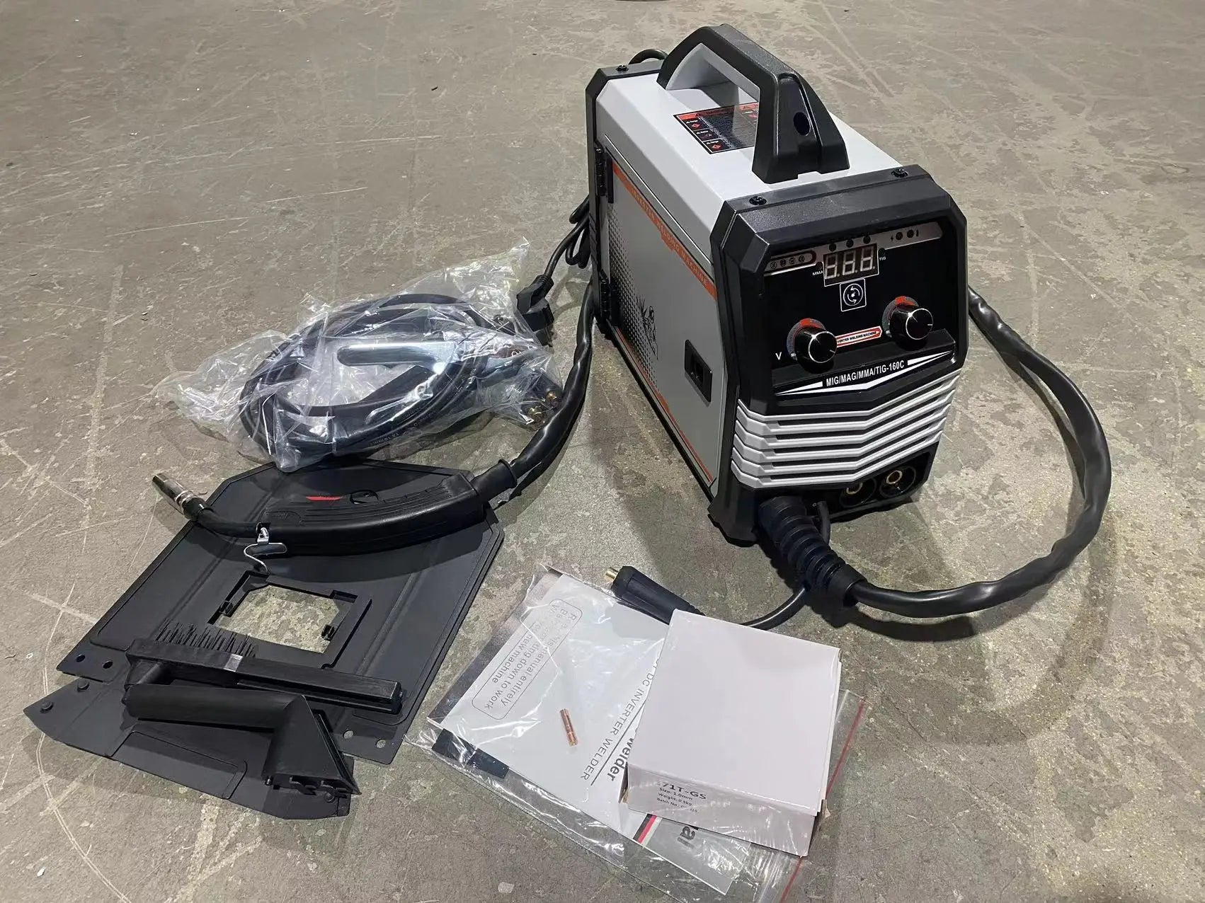 Lingba Competitive Price 5 in 1 Tig Mig Mma Welder Poste a Souder Inverter Mig Welding Plant 160C