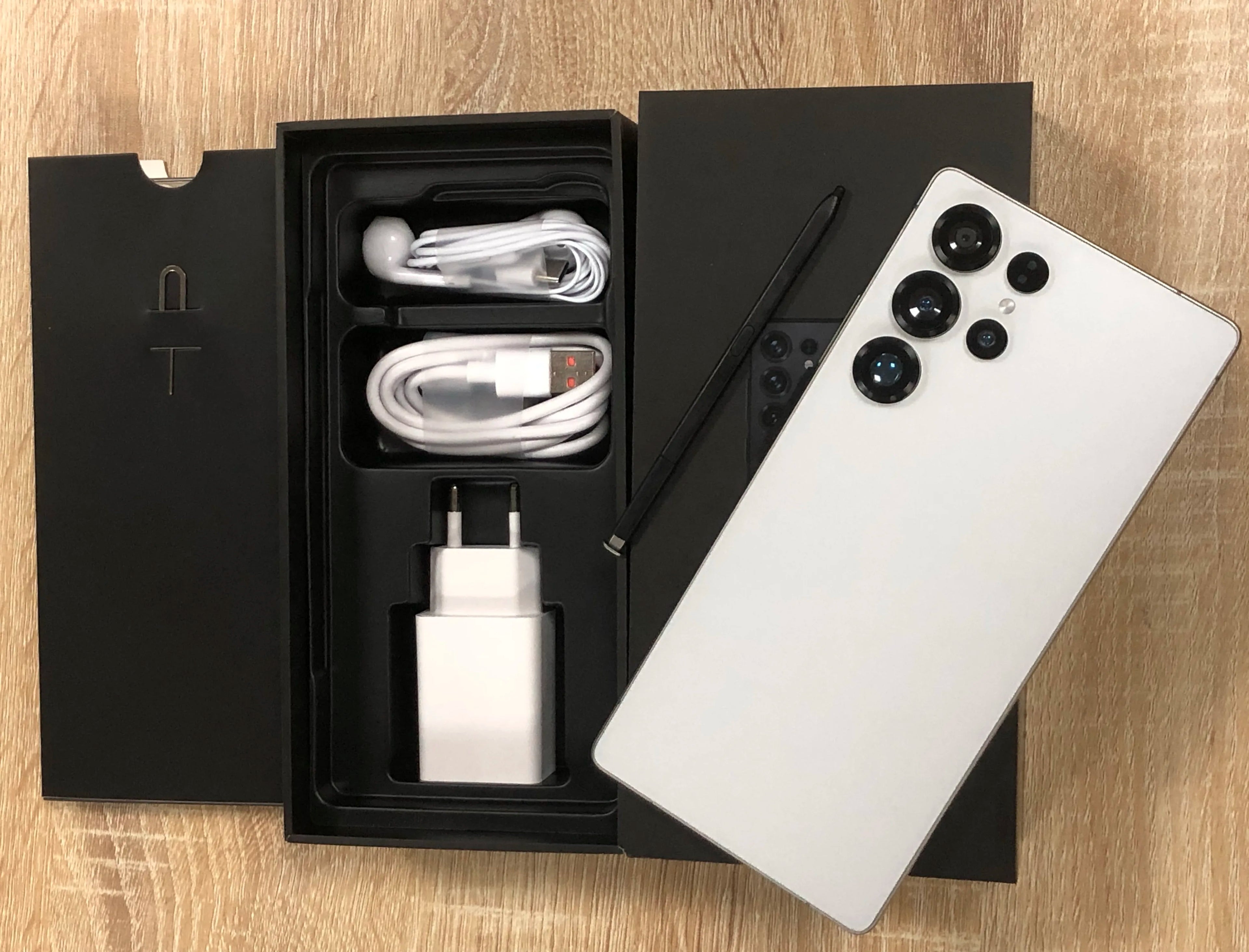 Real High Quality Global S25 Ultra Dual SIM Android 15 5G Mobile Phone Large 22+1TB Dual SIM Big Battery Long Standby Telephone