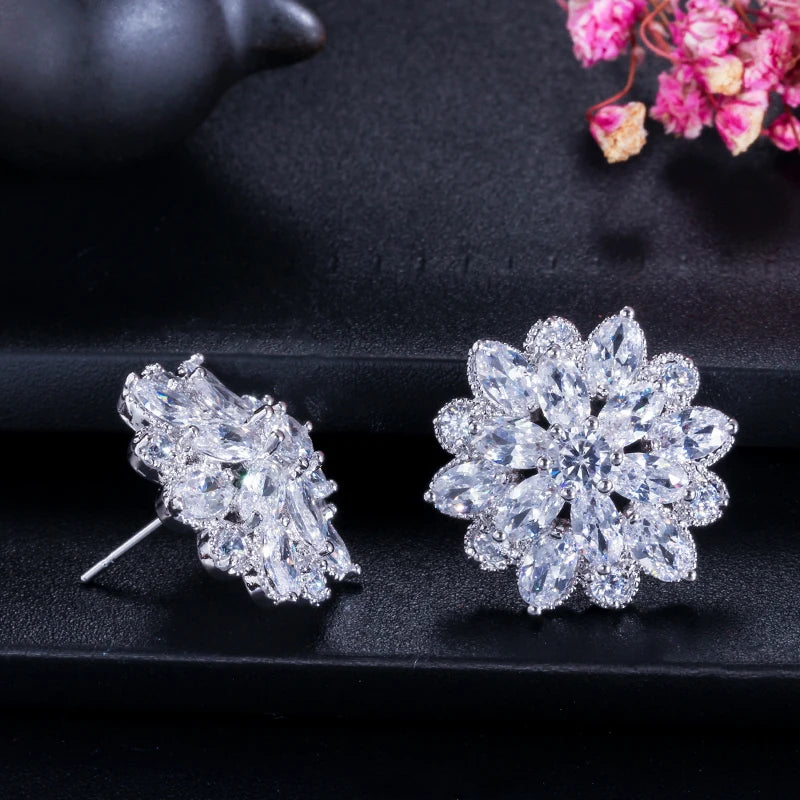 CWWZircons Brand Clear White CZ Crystal Rose Gold Color Flower Earrings And Necklace Jewelry Set For Ladies Fashion Gift T179