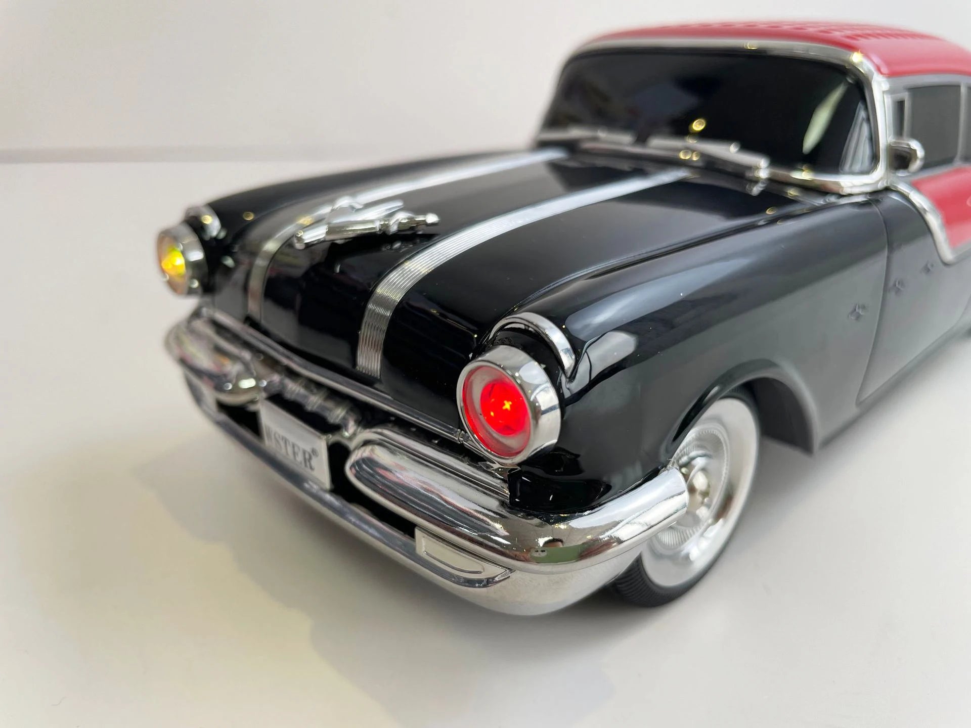 NEW WS-598 1500mAh Classical Car Design Wireless Home Theater Sound System Portable Mini Blue Tooth Party Speaker