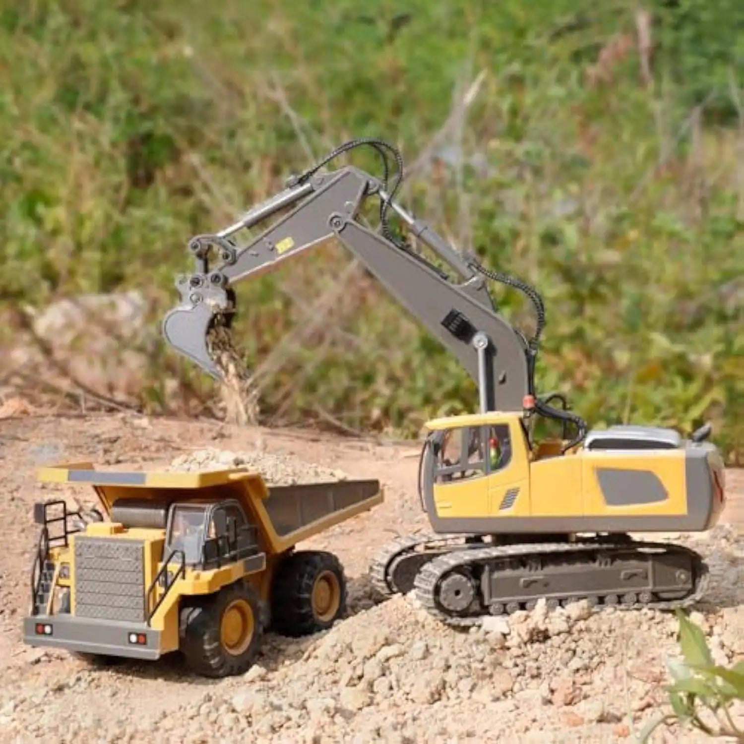 Alloy Remote Control Engineering Vehicle 2.4G Wireless Excavator Bulldozer Dump Truck Excavator Earth-digging Children's Toy
