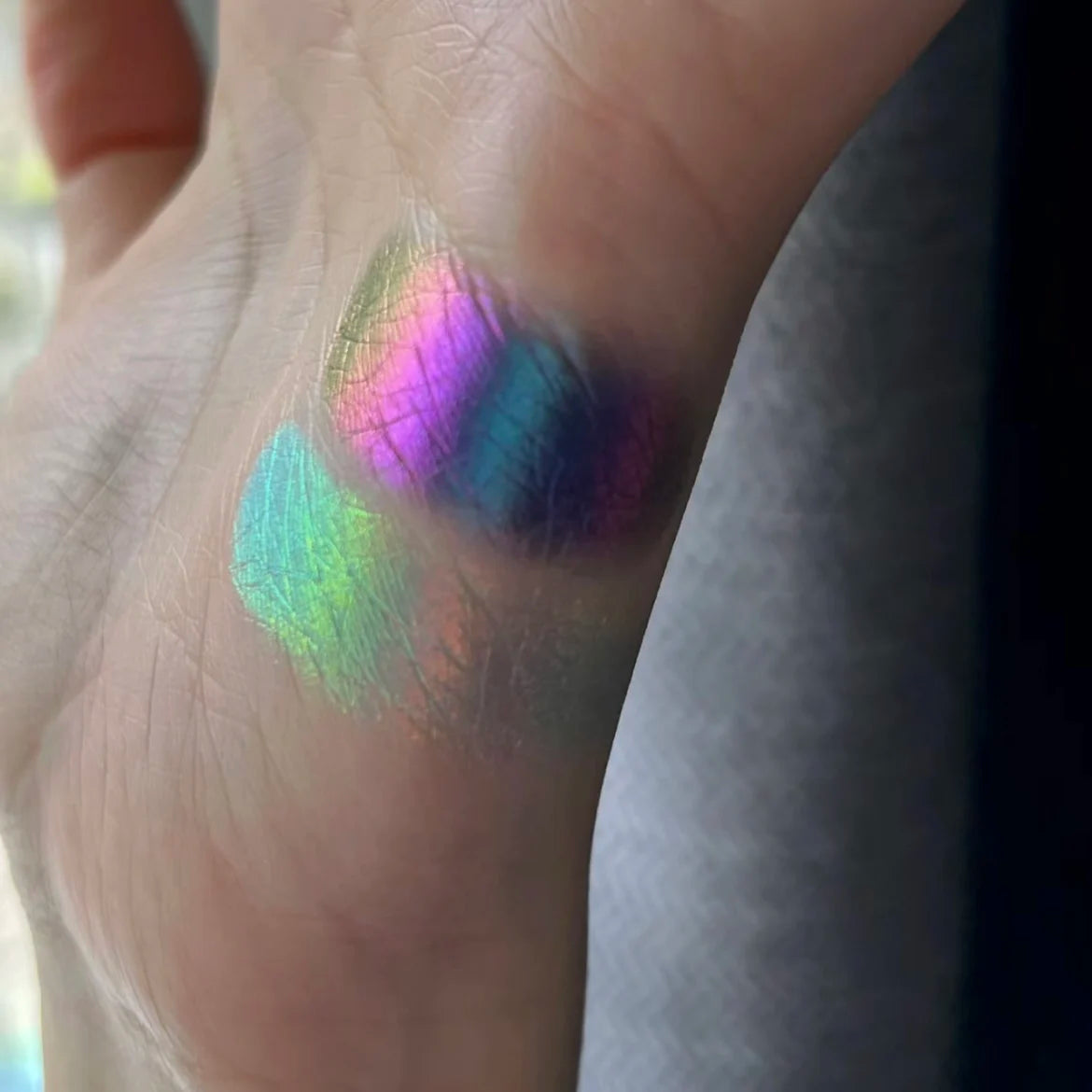 Qianyan Cheeryep 16 Color Eyeshadow Palette Glitter Chameleon Matte Pearlescent Flash Plate Cowherd Sequins