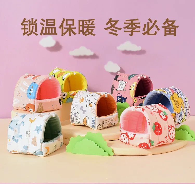 قفص صغير لطيف على شكل أرنب وسنجاب كرتوني، عش خنزير غينيا، حيوان صغير، فئران، فأر، سرير نوم للحيوانات الأليفة، منزل الهامستر، حصيرة ناعمة دافئة في الشتاء