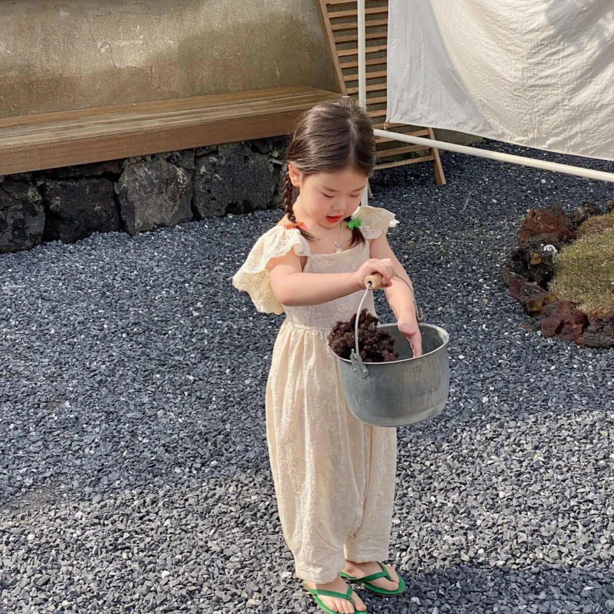 Vintage Floral Embroidery Toddler Girls Romper Summer Bowknot Back Design Jumpsuit for Princess Girls Clothing Kids Strap Pants