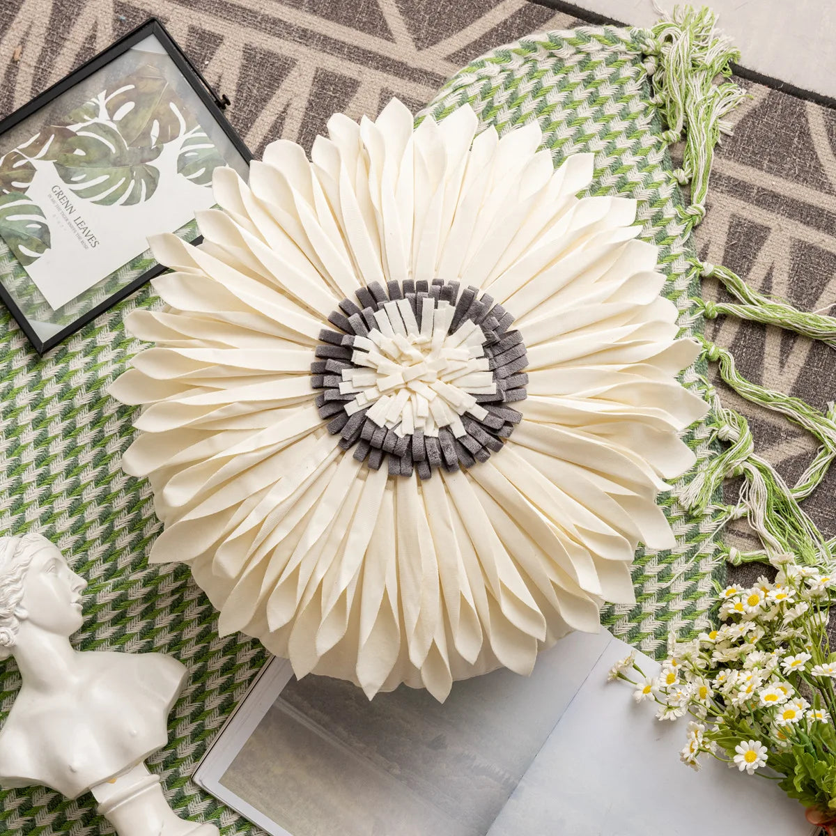 Modern Style Yellow White Throw Pillows Round  45*45 Velvet Stitching 3D Chrysanthemum Cushion Cover Waist Blue Cute Pillowcase