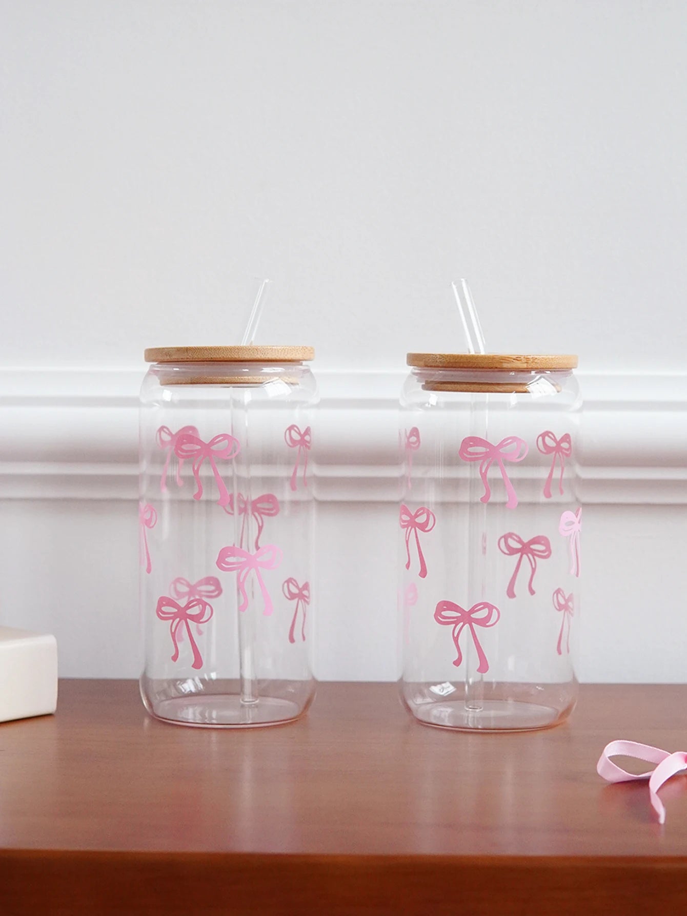 1/2/4/6Pcs Glass Bow Printed Glass Cup with Lid and Straw, Exquisite High-End Bow Glass Cup for Home Decoration, Family Daily Drinking Cup, Outdoor Picnic Cup, Party Cup, Breakfast Milk Cup, Gift Giving