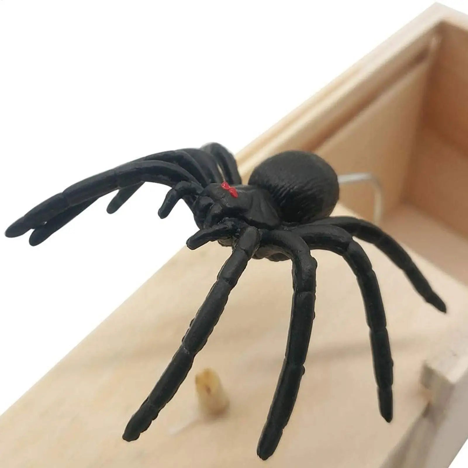 Spider In A Box Prank Hilarious Fake Spiders Toy Novelty Toys for Offices Christmas Halloween Parties Friends Family Travel