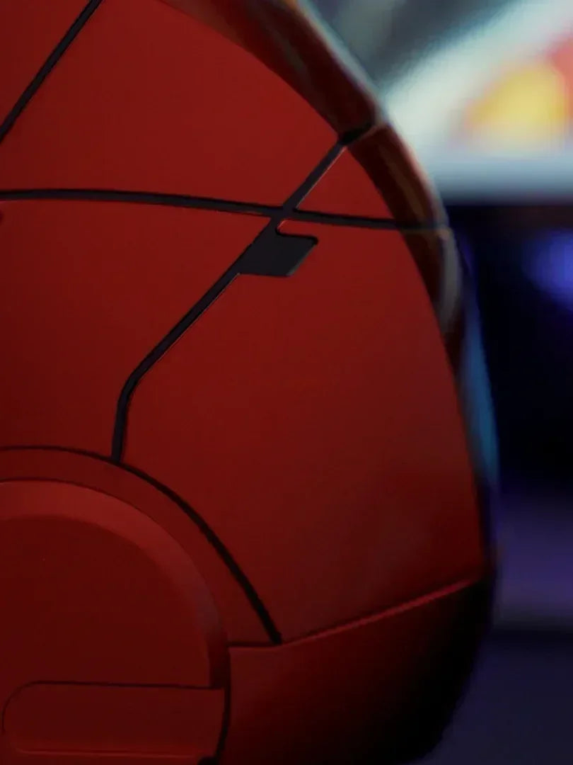 2025 New Marvel Iron Man Helmet Black Gold Black Silver Electric Helmet Voice Controlled Voice Machine Face Mask Toy Birthday Gi