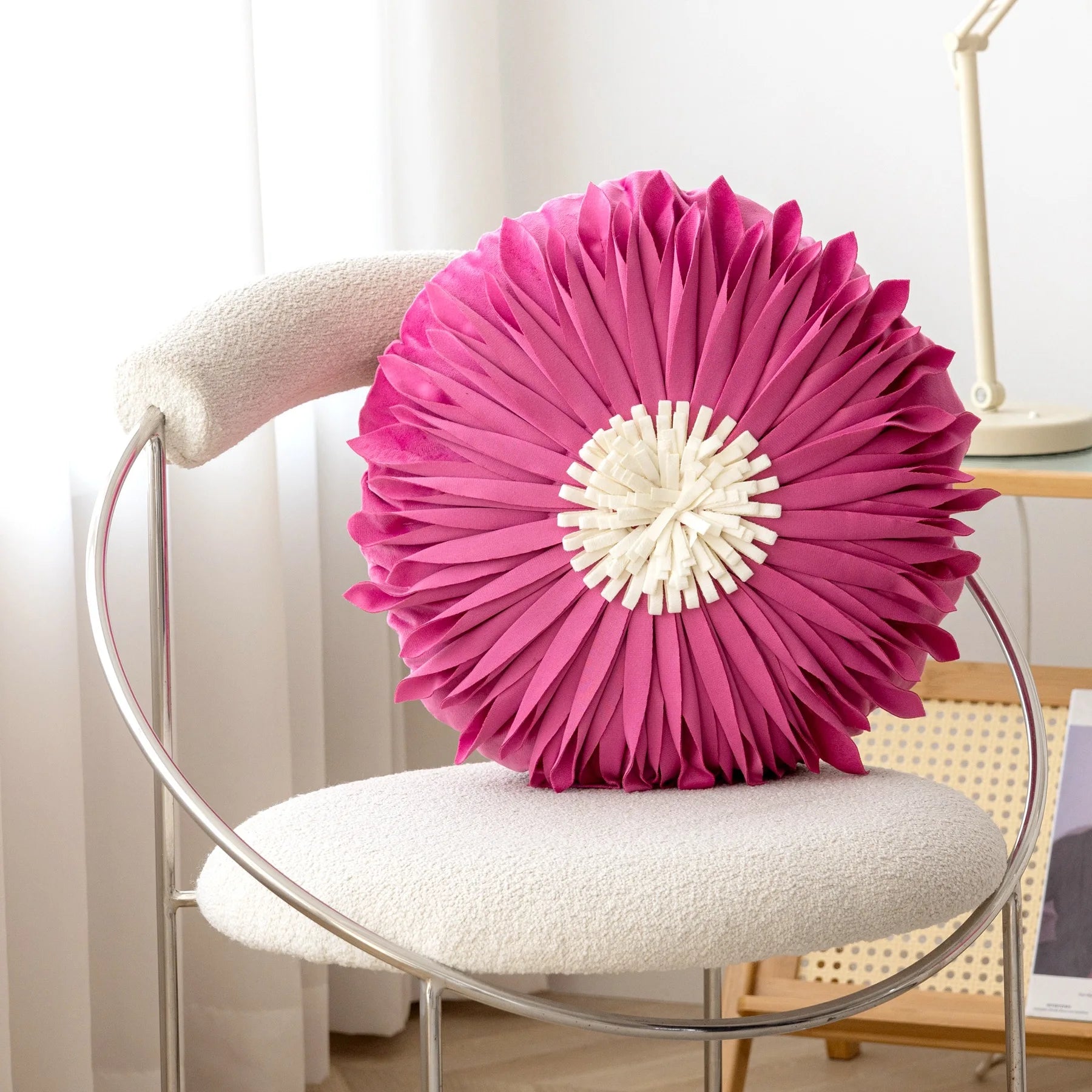 Modern Style Yellow White Throw Pillows Round  45*45 Velvet Stitching 3D Chrysanthemum Cushion Cover Waist Blue Cute Pillowcase