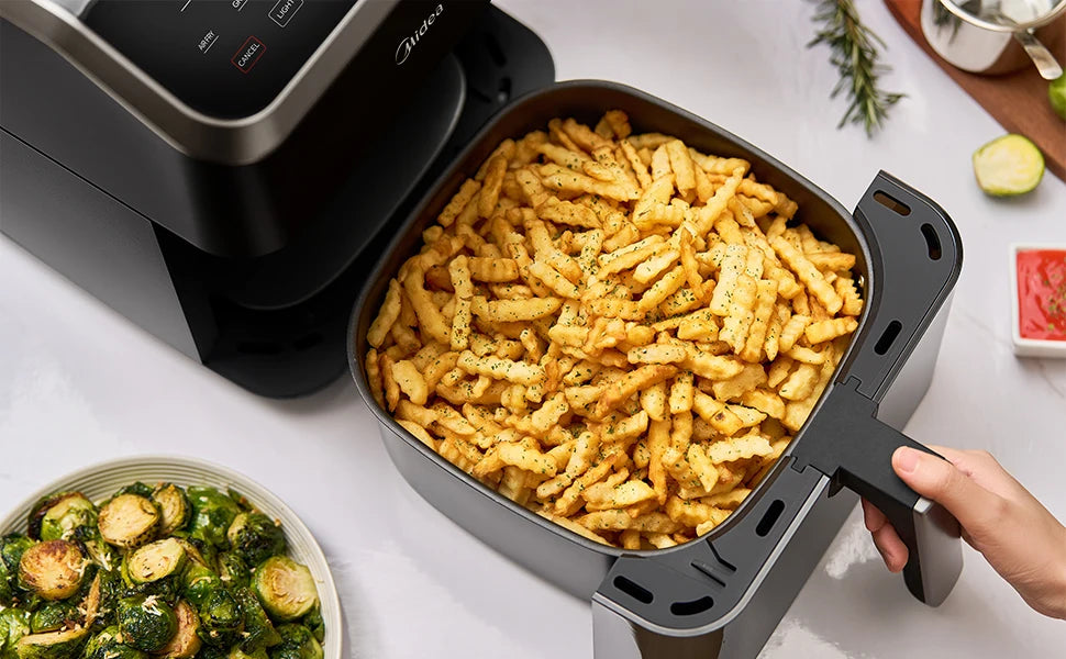 Midea Hot Air Fryer 7L Capacity, HeatXpress Technology, 90% Less Oil, Energy and Time Saving with 7 Presets, Easy-View Window