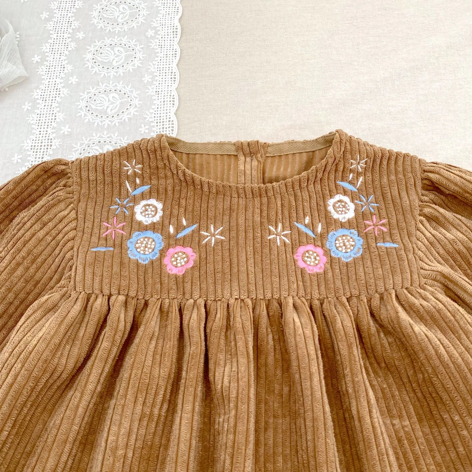 Autumn Baby Girl Clothing Spring Toddler Baby Girl Corduroy Romper Newborn Baby Girl Long Sleeve Embroidered Flowers Jumpsuit