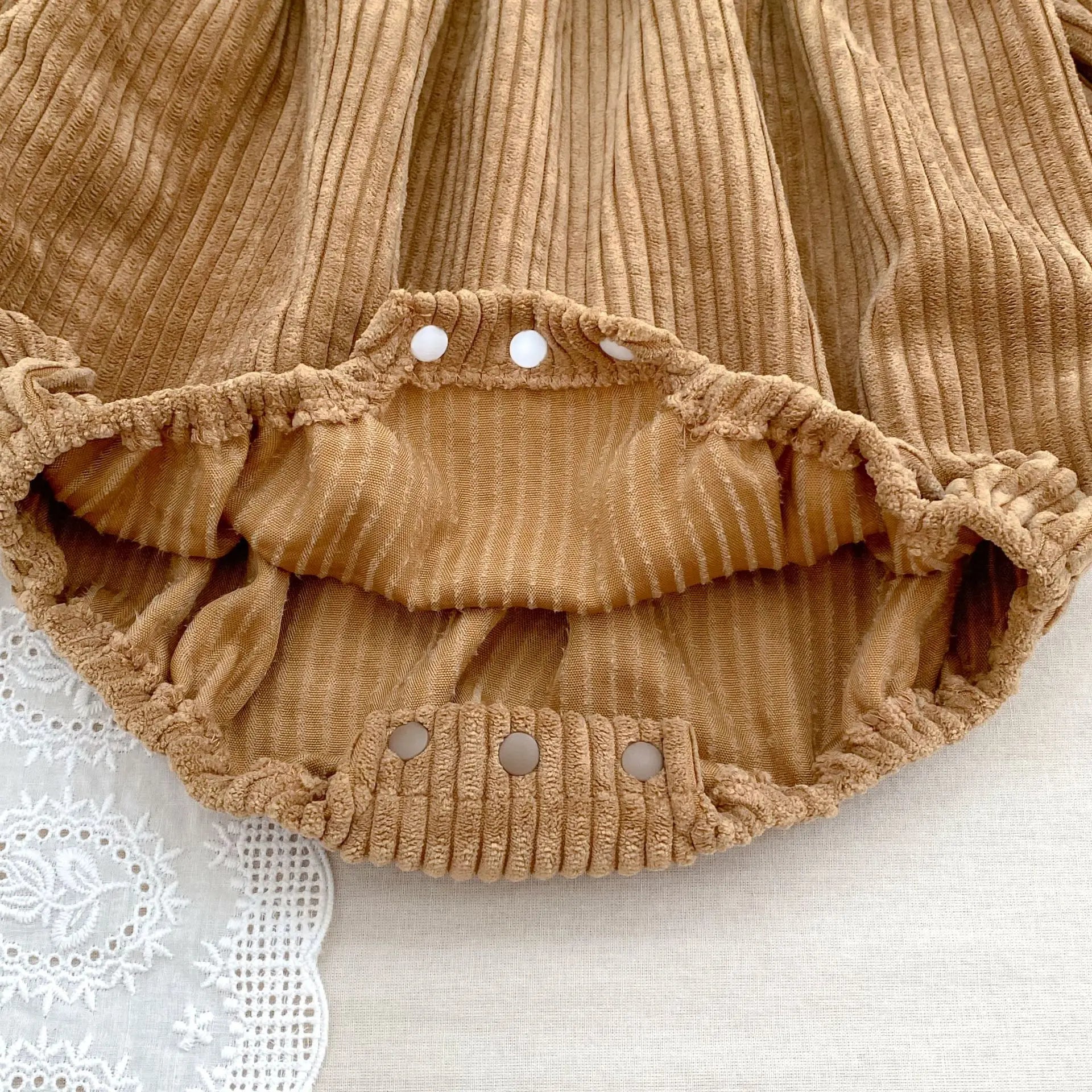 Autumn Baby Girl Clothing Spring Toddler Baby Girl Corduroy Romper Newborn Baby Girl Long Sleeve Embroidered Flowers Jumpsuit