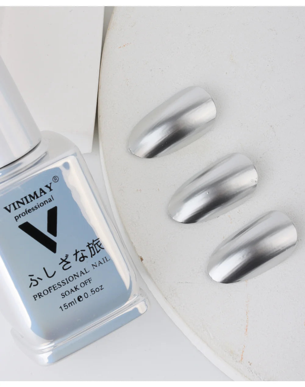Vernis à ongles argent miroir métallique