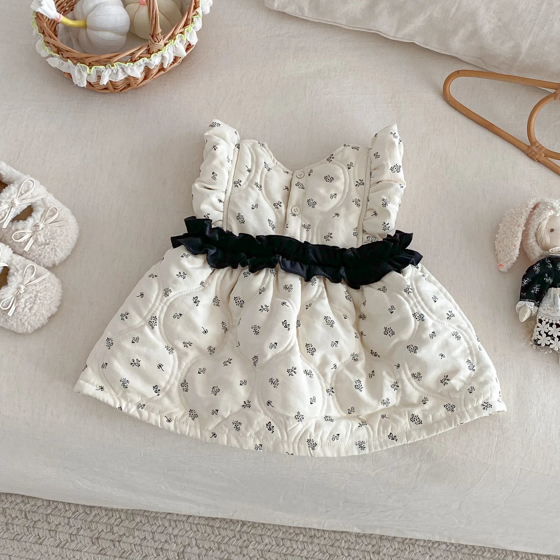 7023 Korean Baby Girl's Sleeveless Skirt 2025 Winter New Floral Baby Girl's Princess Dress Or Bottoming Sweater