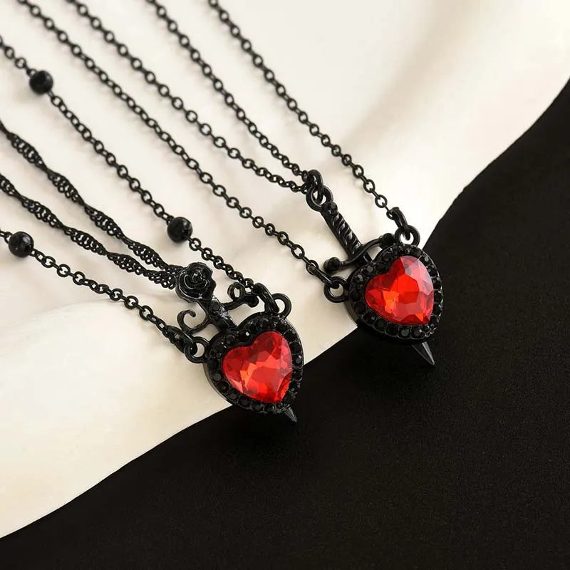 Vintage Metal Heart Sword Pendant Couple Necklace for Women Gothic Black Crystal Clavicle Chain Necklace Jewelry Accessories