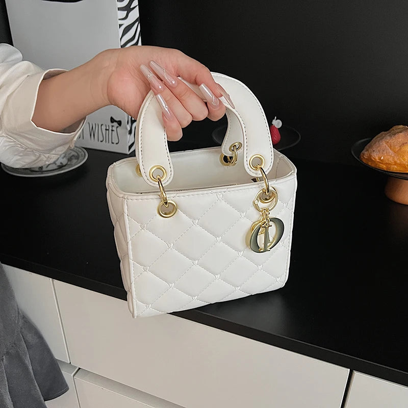 Premium Classic Elegant Leather Messenger Bag for Women By Famous Designer, Ladies Handbags Shoulder Bag Popular