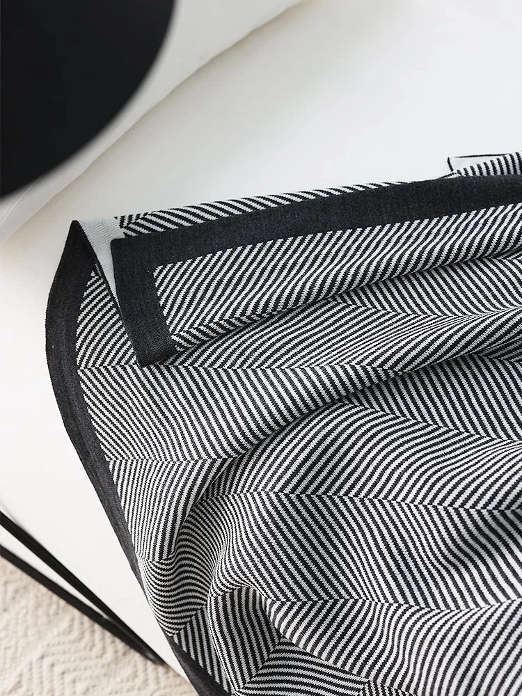 Nordic Ins Style Knitted Blanket Casual Sofa Cover Blanket Plane Office Nap Camping Leisure Soft Shawl Blanket Small Bed Cover