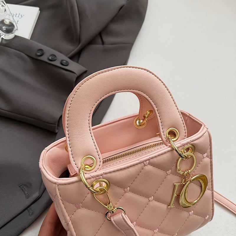 Premium Classic Elegant Leather Messenger Bag for Women By Famous Designer, Ladies Handbags Shoulder Bag Popular