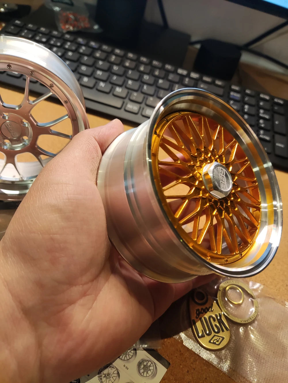 1/5 Car Model Metal Forged Assemble Refitting Wheel Hub  Creative Desktop Display  Personalized  Modification Toys Gift