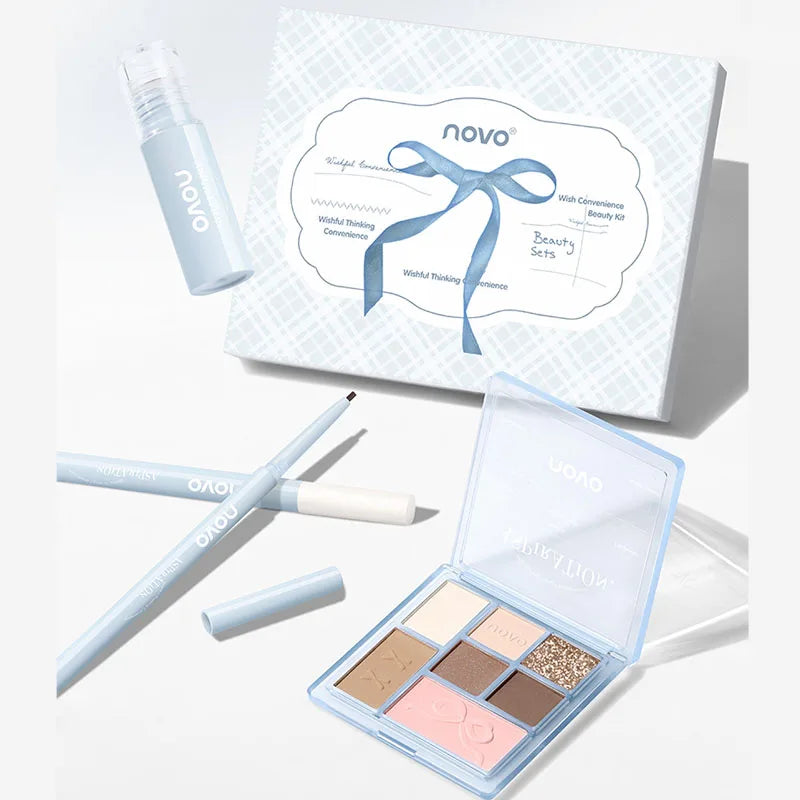 Ensemble de maquillage .