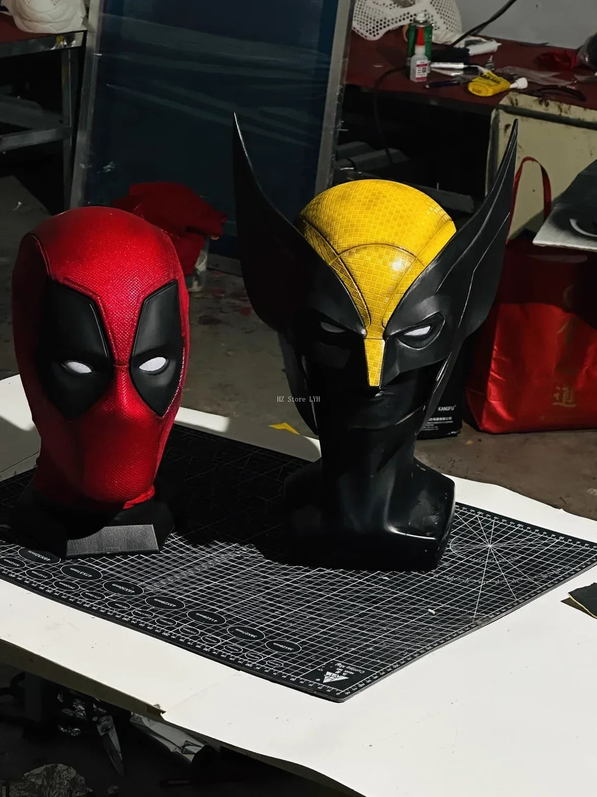 mar-vel Damaged Wolverine Mask with Magnatic Eyes 1:1 3D Resin Halloween Cosplay Mask Wolverine Helmet Cos masque for Gift