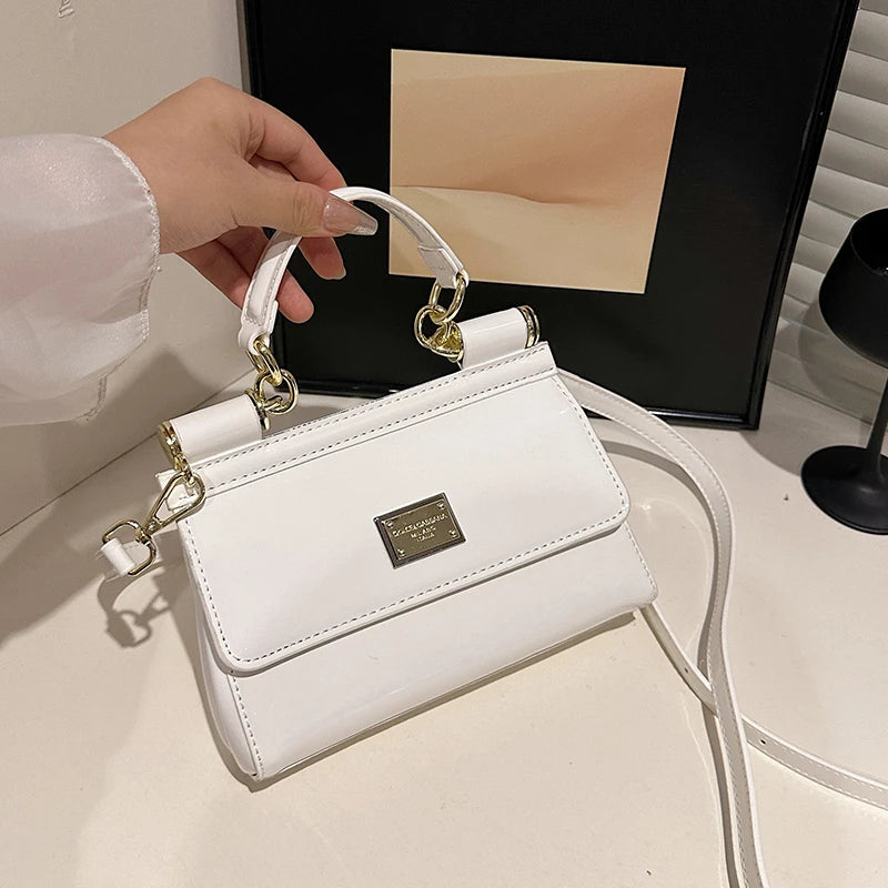 Luxury Brand Women Messenger Bag Made of Leather, Chic Shoulder Bag for Ladies, Popular Classic Elegant Handbags