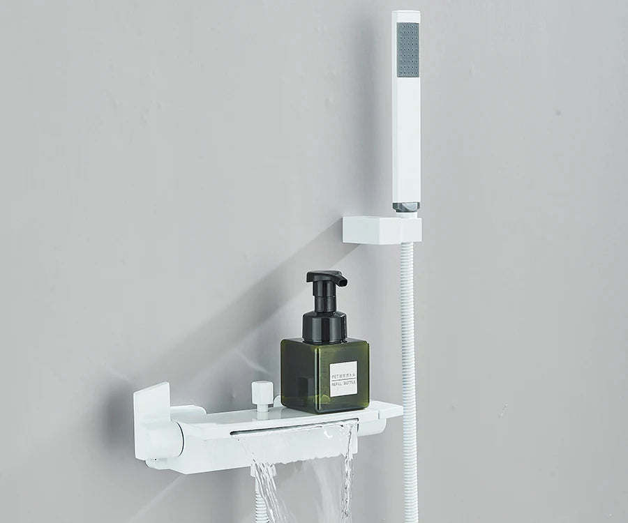 حنفيات دش حوض الاستحمام ذات الشلال الأسود، حنفية خلاط دش مثبتة على الحائط، حنفية دش حمام ساخن وبارد، BaRobinet Baignoire