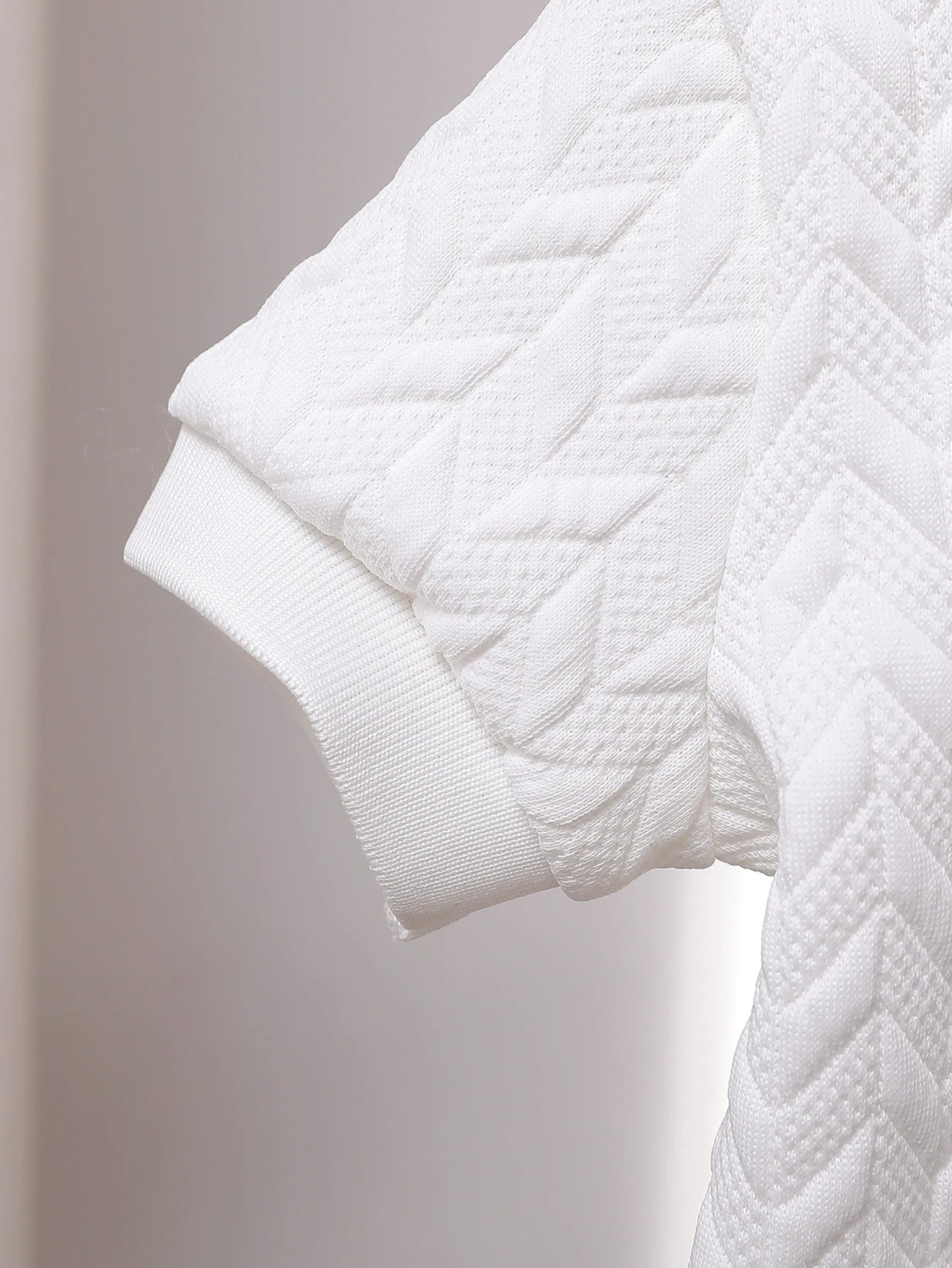 2025 New Summer Kids’ Unisex Set with Cool and Stylish Polo-Collar Knitted Short-Sleeved Top