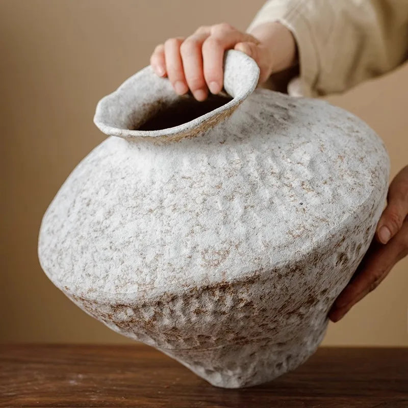 Ceramics Vintage Living Room Vases Retro Classic Simple Art Bedroom Tabletop Vase Creative Design Modern Home Decoration