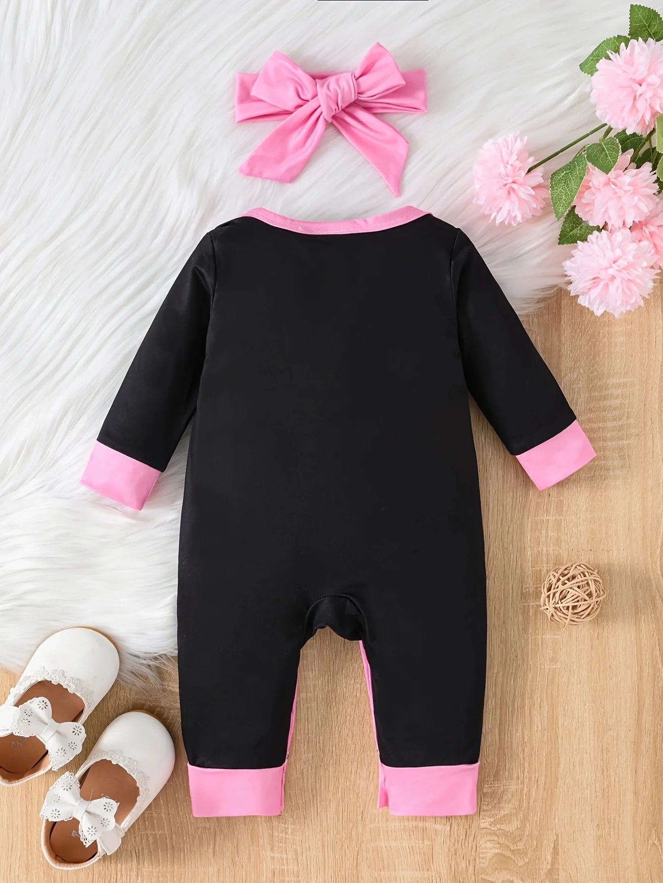 Newborn baby girl's spring and autumn crown letter print long sleeved openable jumpsuit