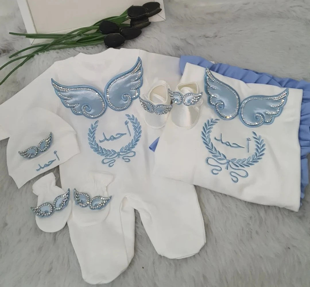 Dollbling 5pcs Wings Outfits Any Name Personalized Sweetwood Embroidery Gift Set Baby Pajamas Hat Welcome Home Ceremonial dress