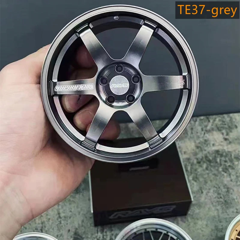 1/5 Car Model Metal Forged Assemble Refitting Wheel Hub  Creative Desktop Display  Personalized  Modification Toys Gift