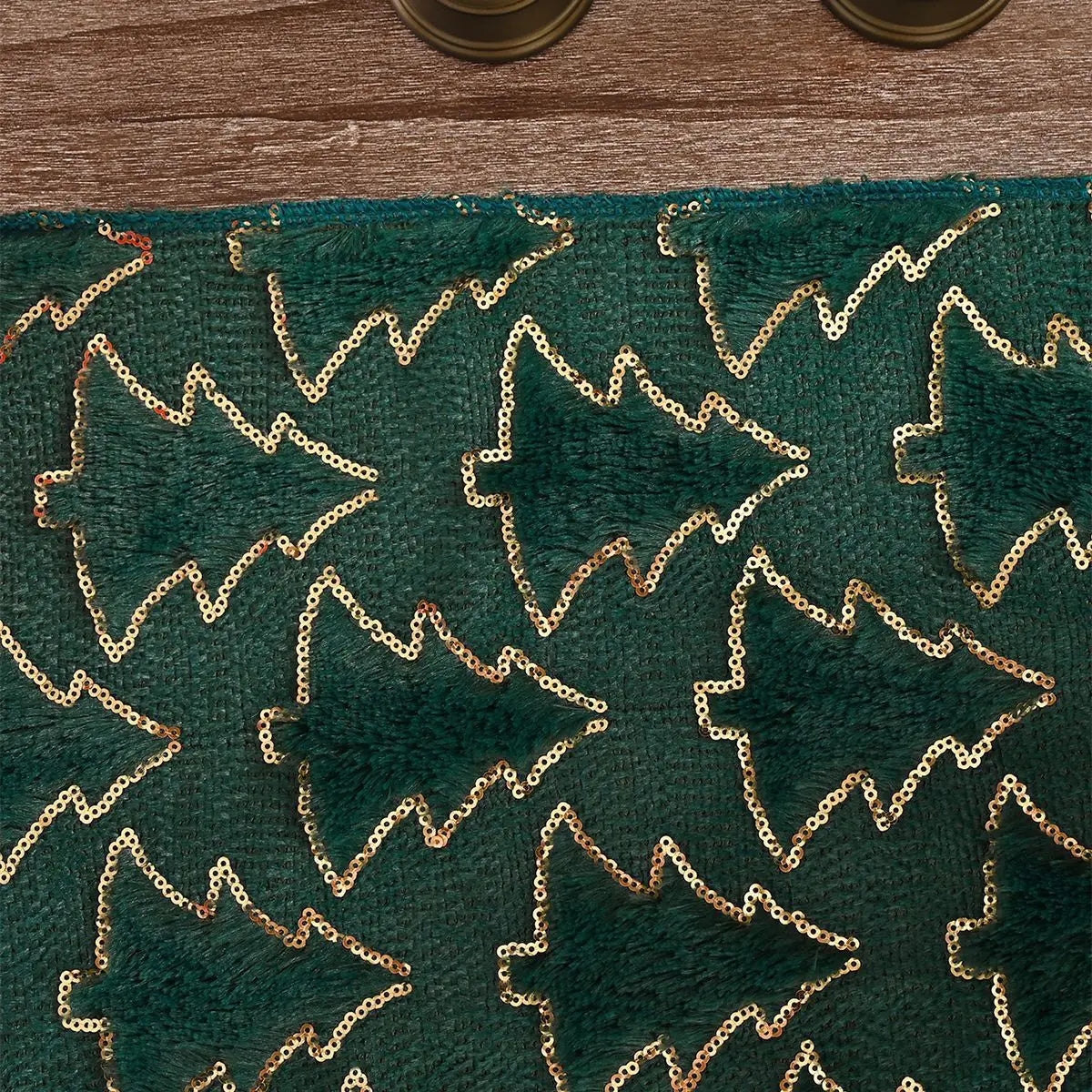 BUYNOW Plush Gold Sequined Embroidered Christmas Tree Pattern Tablecloth Christmas Living Room Sofa Tablecloth Home Bed Decor