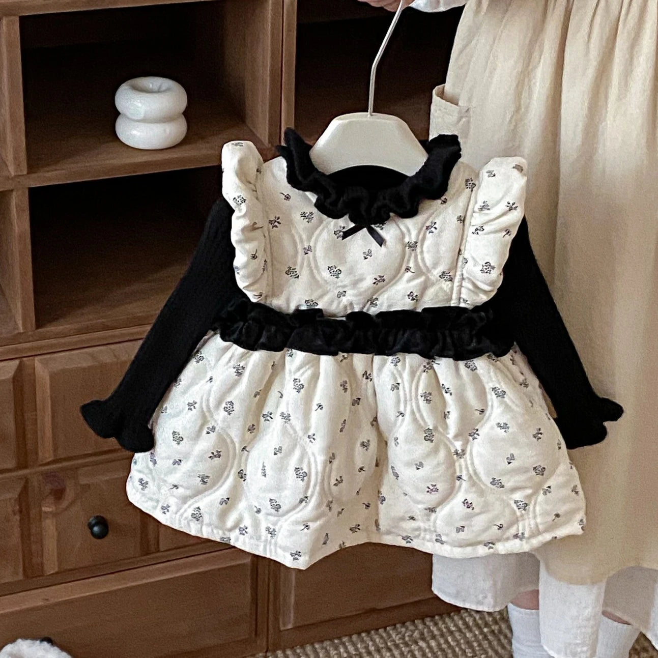 7023 Korean Baby Girl's Sleeveless Skirt 2025 Winter New Floral Baby Girl's Princess Dress Or Bottoming Sweater