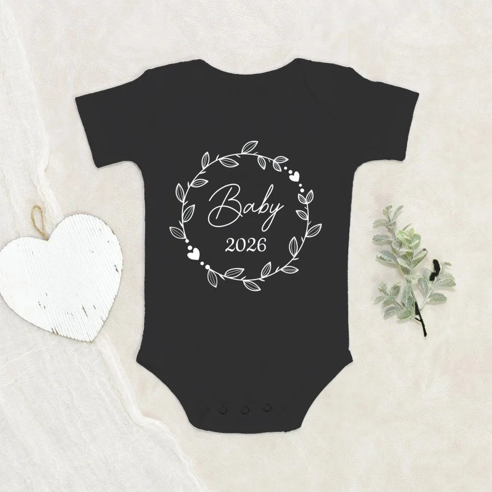 Baby 2026 Pregnancy Announcement Clothes Newborn Baby Romper Funny Infant Short Sleeve Bodysuit Best Gift for Baby