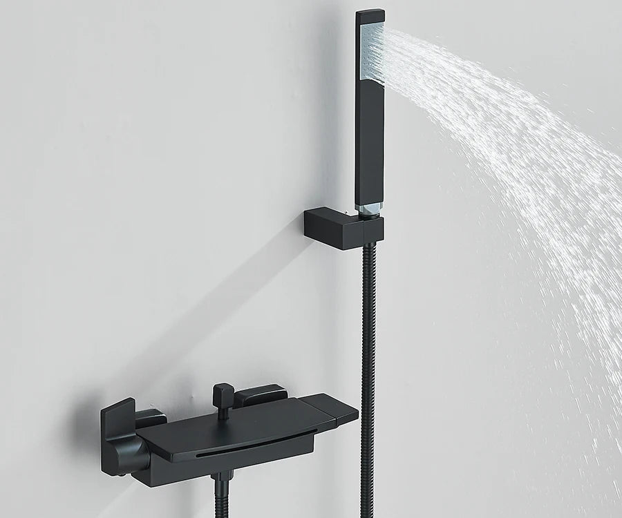 حنفيات دش حوض الاستحمام ذات الشلال الأسود، حنفية خلاط دش مثبتة على الحائط، حنفية دش حمام ساخن وبارد، BaRobinet Baignoire