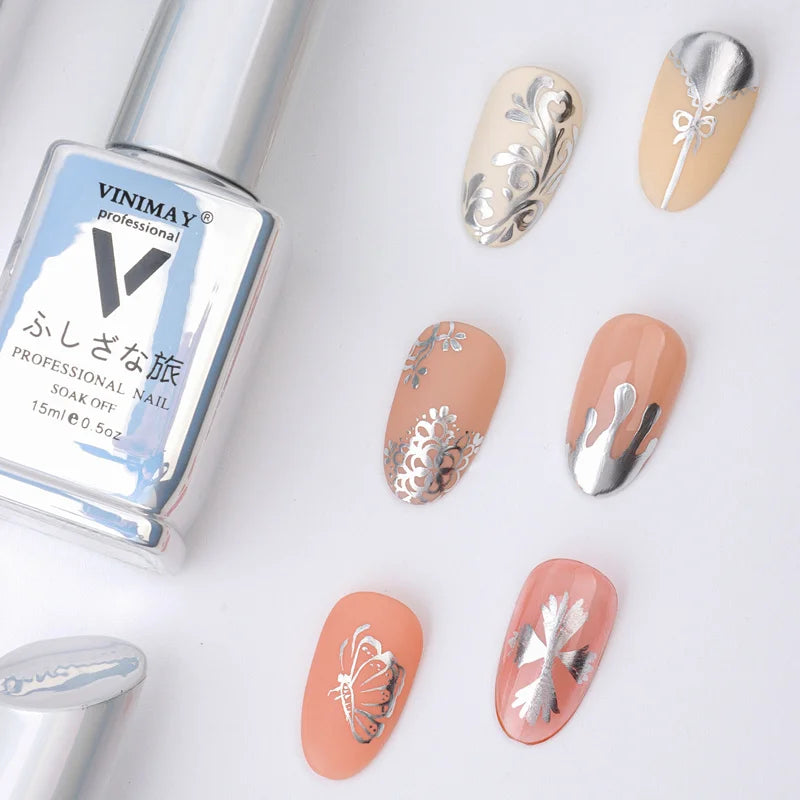 Vernis à ongles argent miroir métallique
