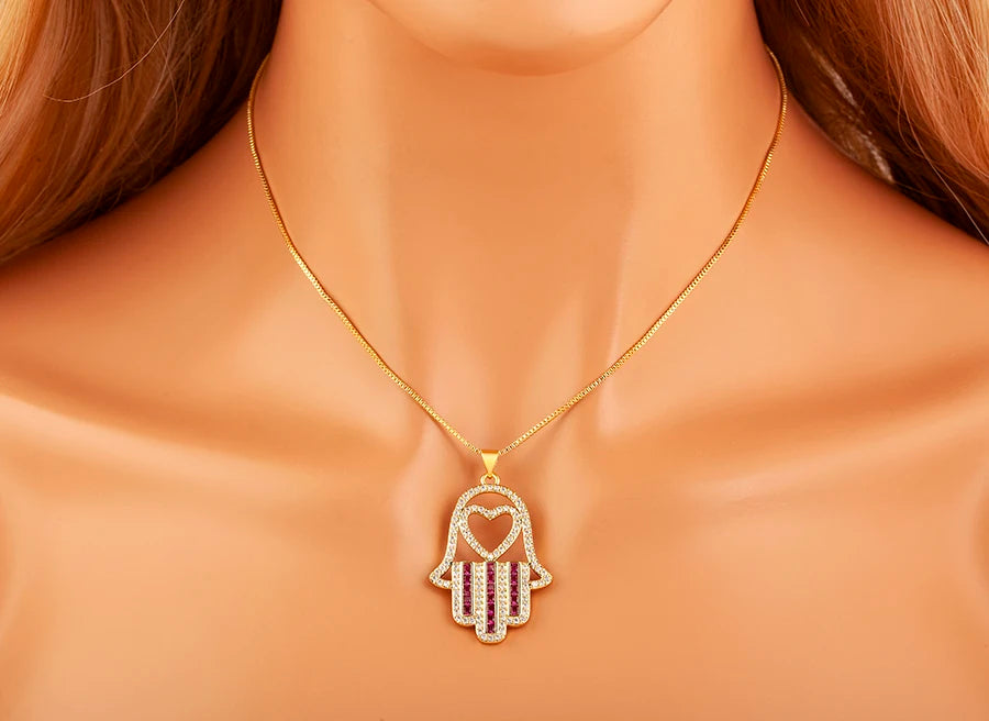 قلادة على شكل قلب/نجمة من الكريستال التركي من AIBEF قلادة على شكل كف يد وحمة من النحاس والزركون مجوهرات للنساء كهدية للبيع بالجملة مع شحن مباشر