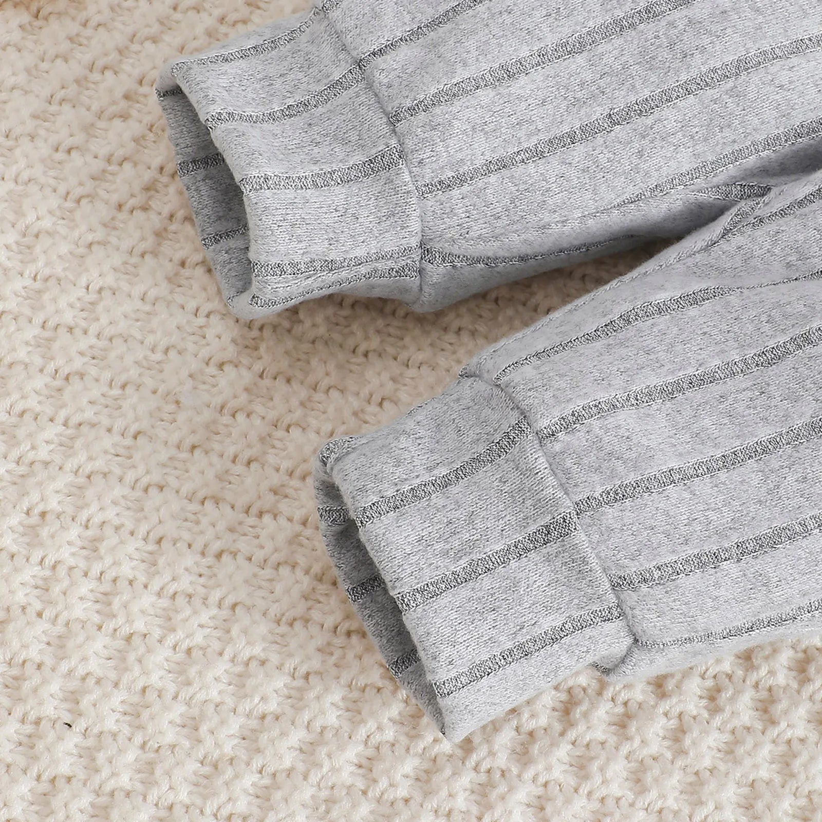 3Pcs/Set of Newborn Baby boy Color Blocked Long sleeved Bodysuit+Pants+Cute Hat Set 0-18 Months Baby boy Spring and Autumn Set