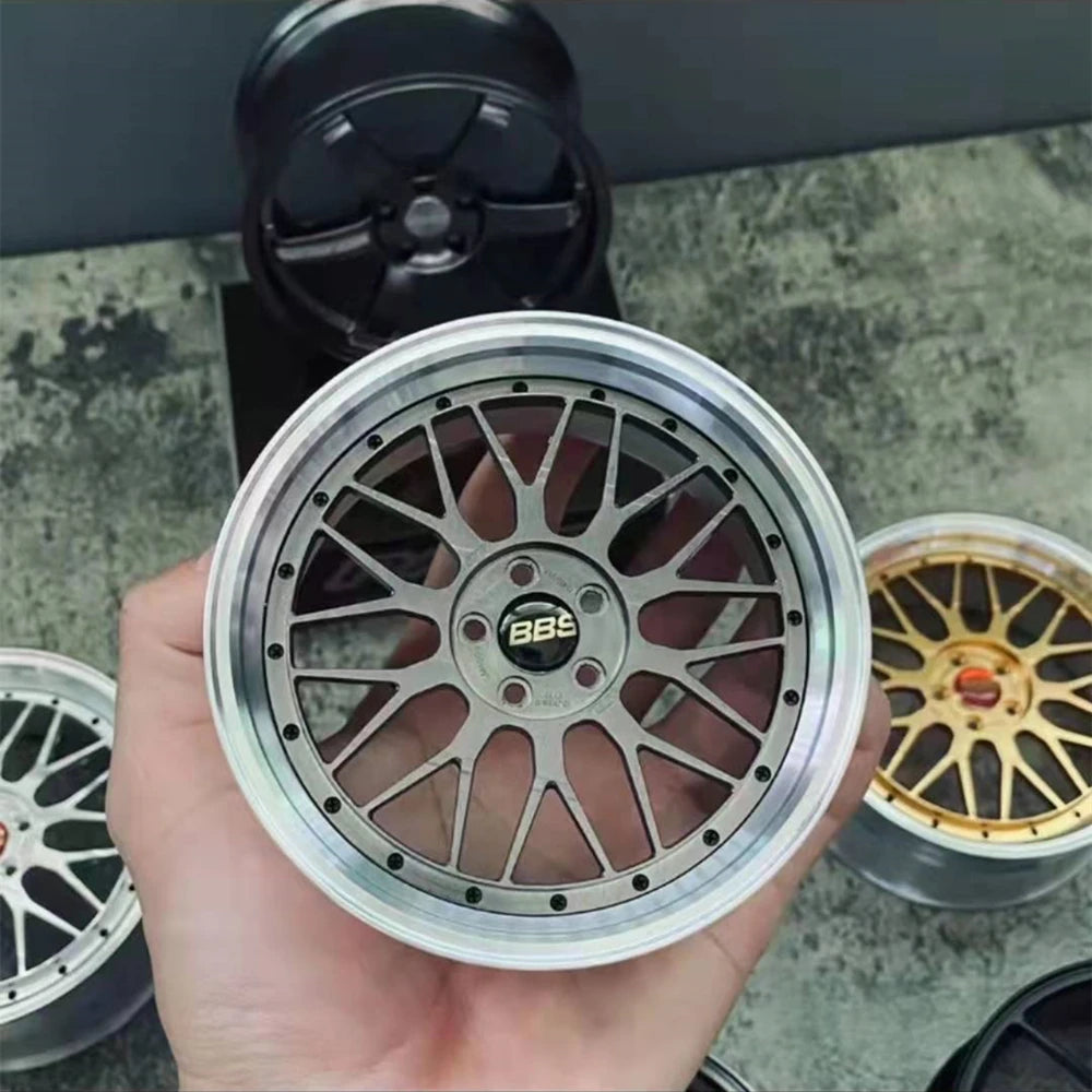 1/5 Car Model Metal Forged Assemble Refitting Wheel Hub  Creative Desktop Display  Personalized  Modification Toys Gift