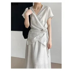 EAM Gray Pleated Big Size Casual Blazer Women New Lapel Short Sleeve Loose Fit Jacket Fashion Tide Spring Autumn 2025 30A1735