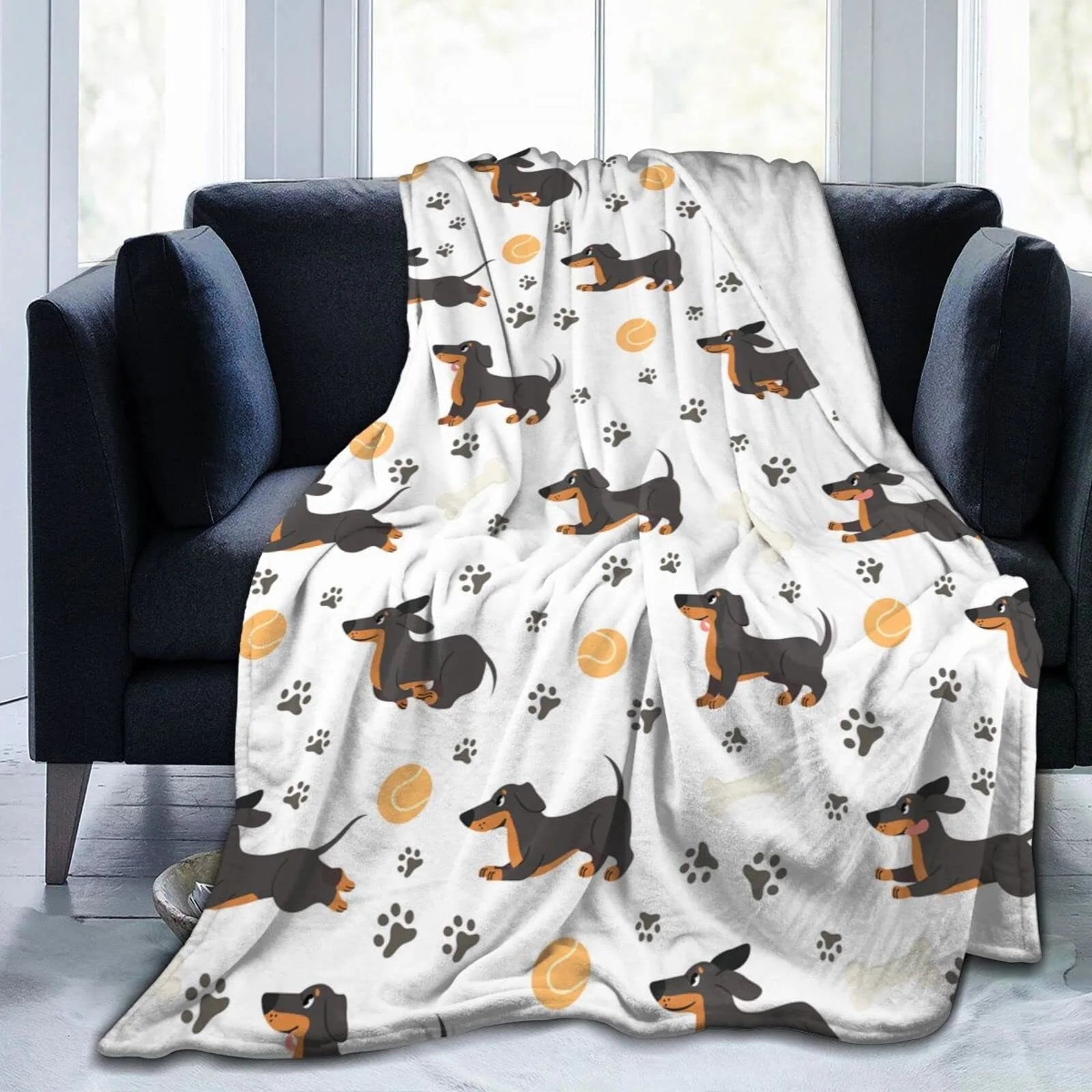 VIKAMA Cute Dachshund Blanket, Soft And Skin-Friendly Flannel Cartoon Printed Blanket, Sofa, Bedroom, Dormitory, Nap Blanket