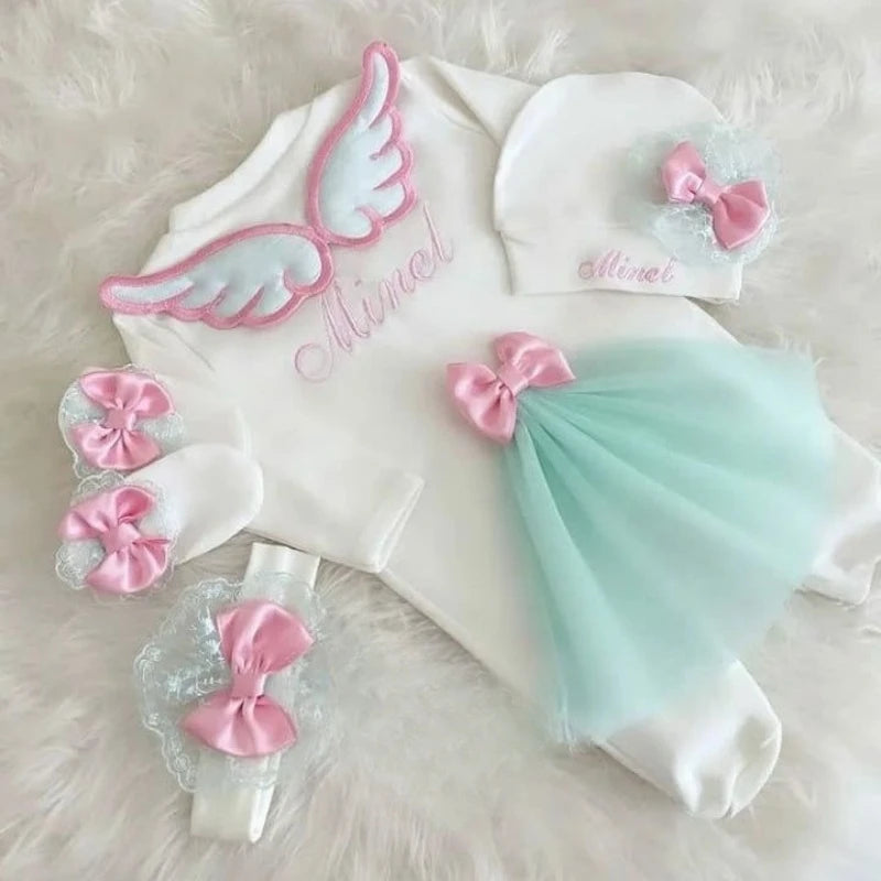 Dollbling 5pcs Wings Outfits Any Name Personalized Sweetwood Embroidery Gift Set Baby Pajamas Hat Welcome Home Ceremonial dress
