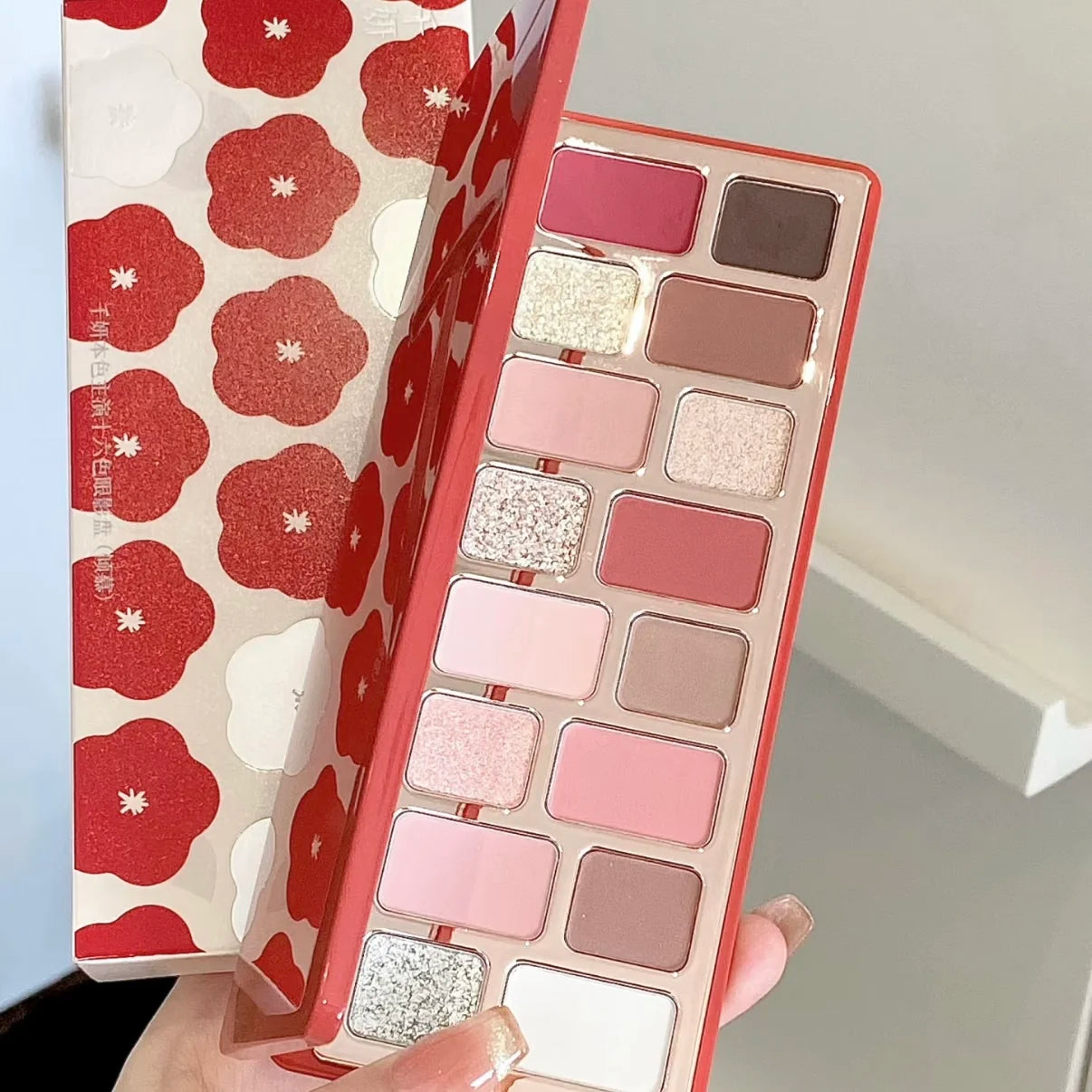 Qianyan Cheeryep 16 Color Eyeshadow Palette Glitter Chameleon Matte Pearlescent Flash Plate Cowherd Sequins