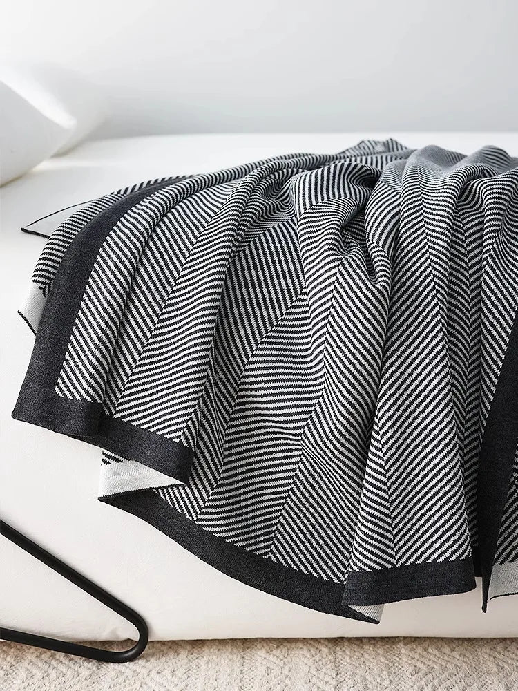 Nordic Ins Style Knitted Blanket Casual Sofa Cover Blanket Plane Office Nap Camping Leisure Soft Shawl Blanket Small Bed Cover