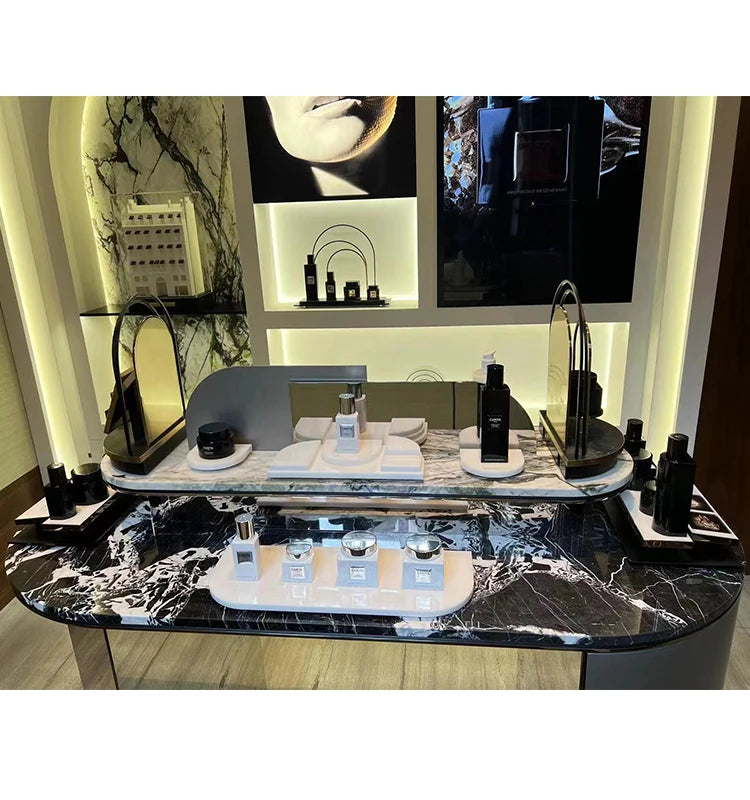 Présentoirs de maquillage