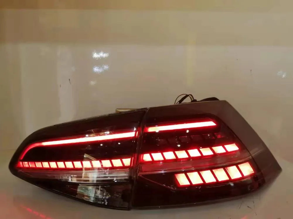 Pair Of Car Tail Light Assembly For Volkswagen VW Golf 7 mk7 Golf 7.5 mk7.5 2013 2014 - 2020 LED Brake Flowing Water Flicker